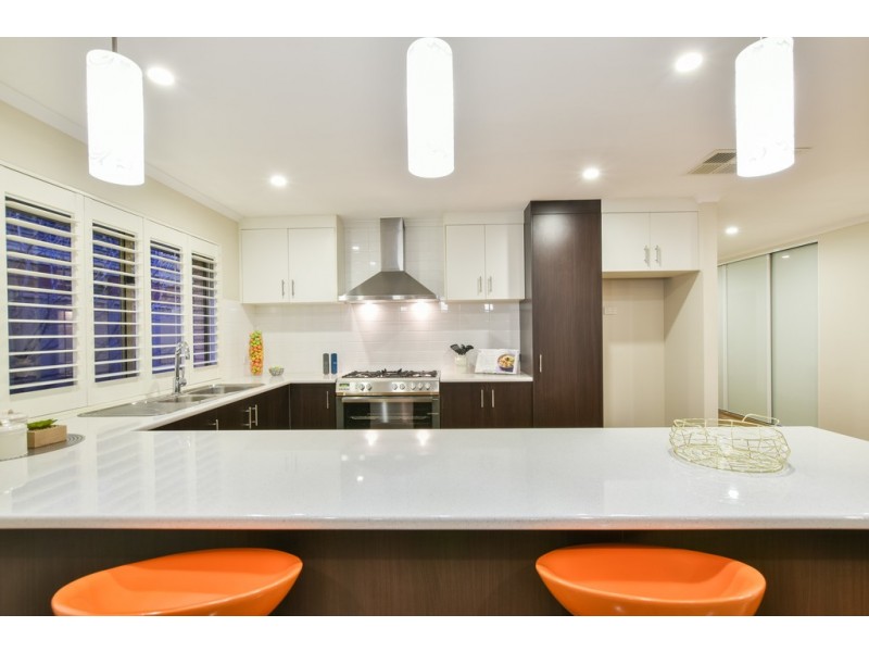 729 Grand Blvd, Seaford Meadows SA 5169