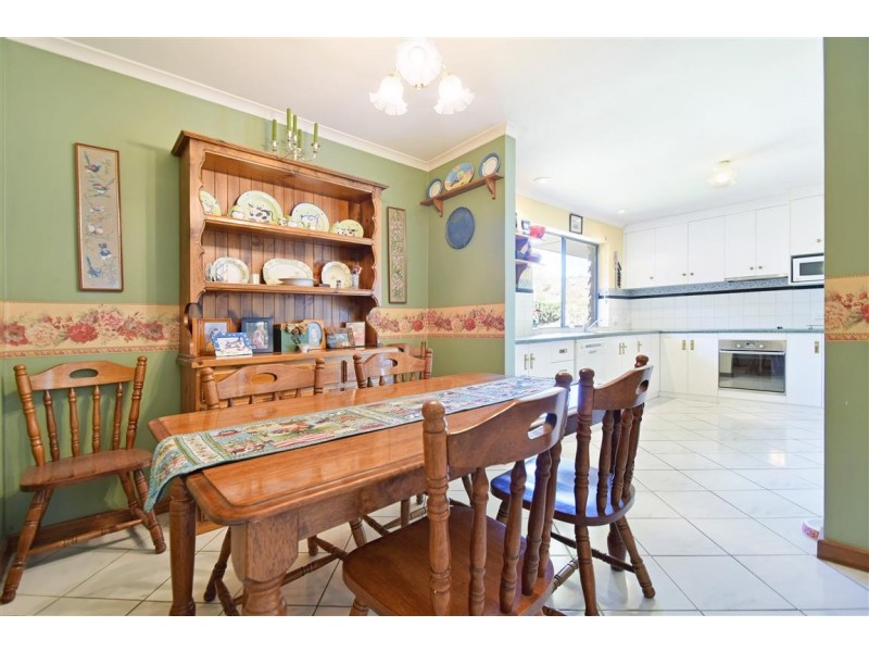 18 Rudge Close, Happy Valley SA 5159