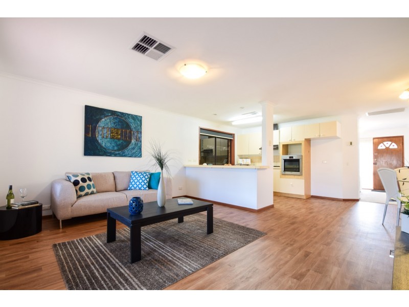 13 Wistow Crescent, Trott Park SA 5158