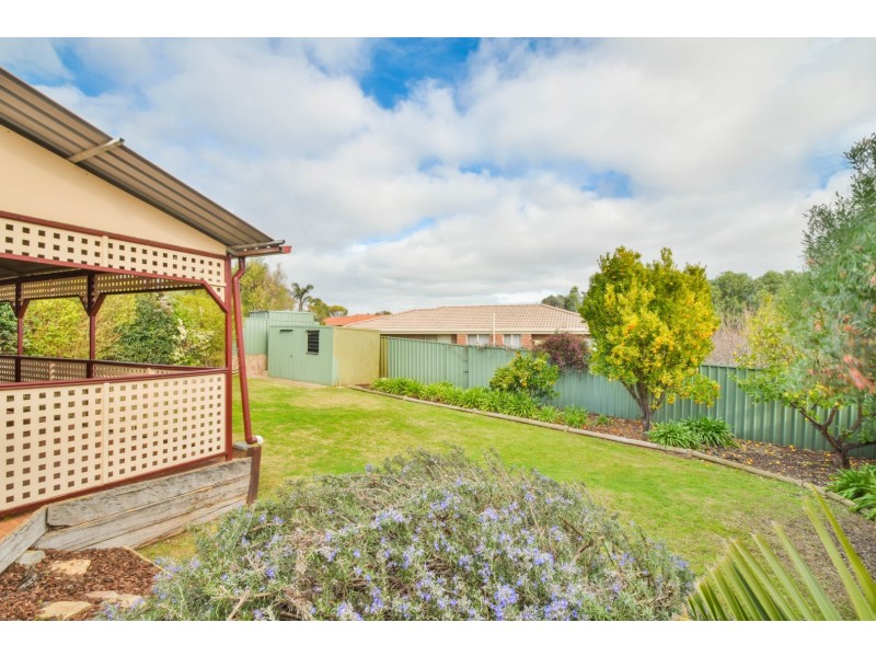 13 Wistow Crescent, Trott Park SA 5158