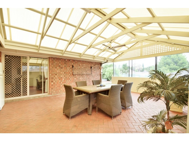 3 Harriet Street, Woodcroft SA 5162