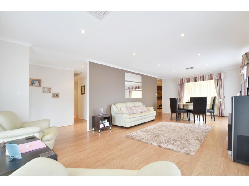 3 Harriet Street, Woodcroft SA 5162