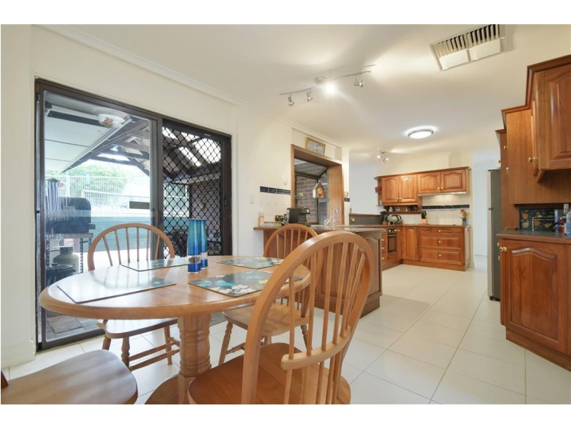 63 Oakridge Rise, Huntfield Heights SA 5163