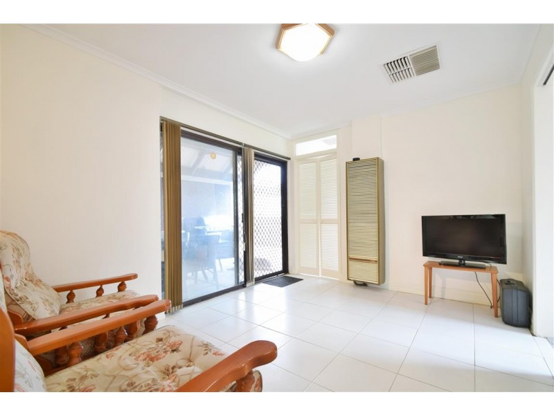 63 Oakridge Rise, Huntfield Heights SA 5163