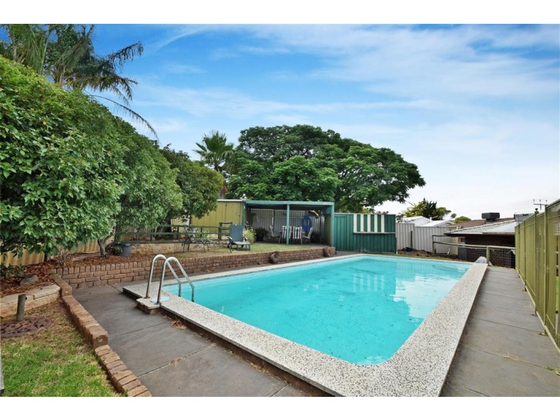 63 Oakridge Rise, Huntfield Heights SA 5163