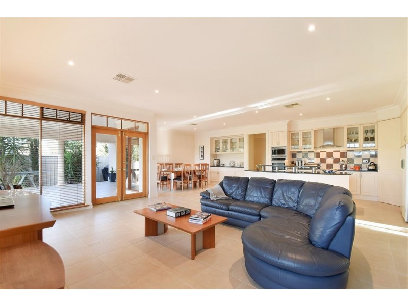 4 Bluegum Court, Flagstaff Hill SA 5159