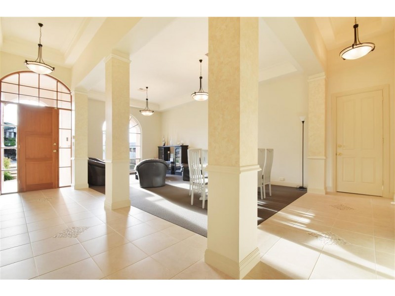 4 Bluegum Court, Flagstaff Hill SA 5159