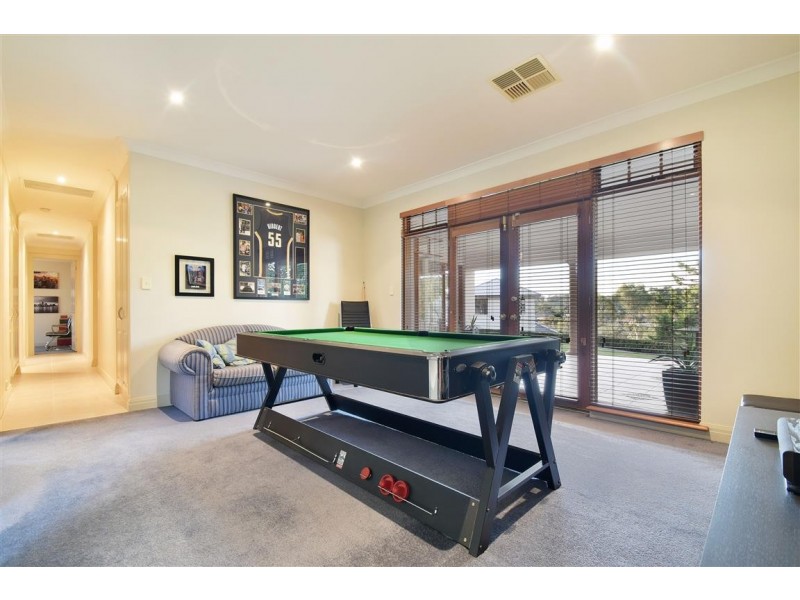 4 Bluegum Court, Flagstaff Hill SA 5159