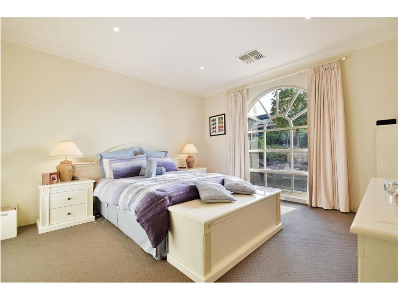 4 Bluegum Court, Flagstaff Hill SA 5159