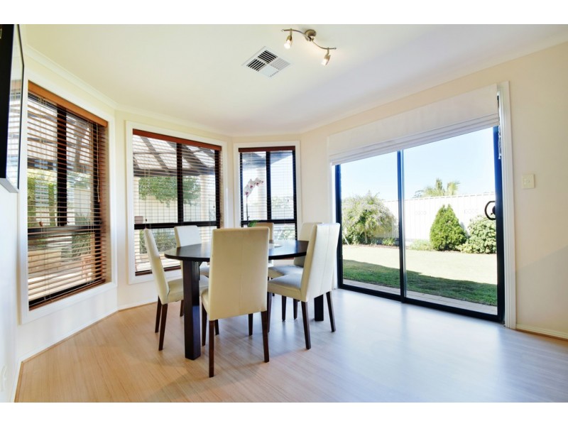 10 Merrivale Drive, Happy Valley SA 5159