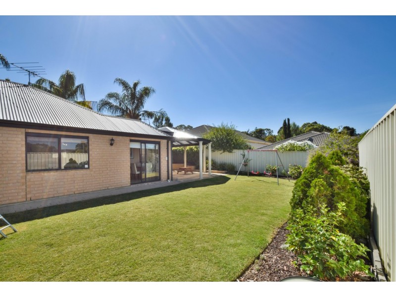 10 Merrivale Drive, Happy Valley SA 5159