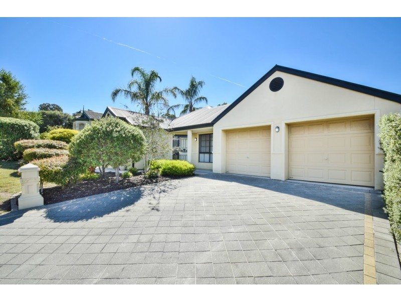 10 Merrivale Drive, Happy Valley SA 5159