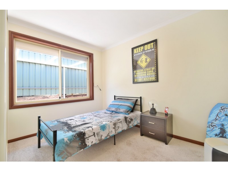 62 Jeanette Crescent, Aberfoyle Park SA 5159