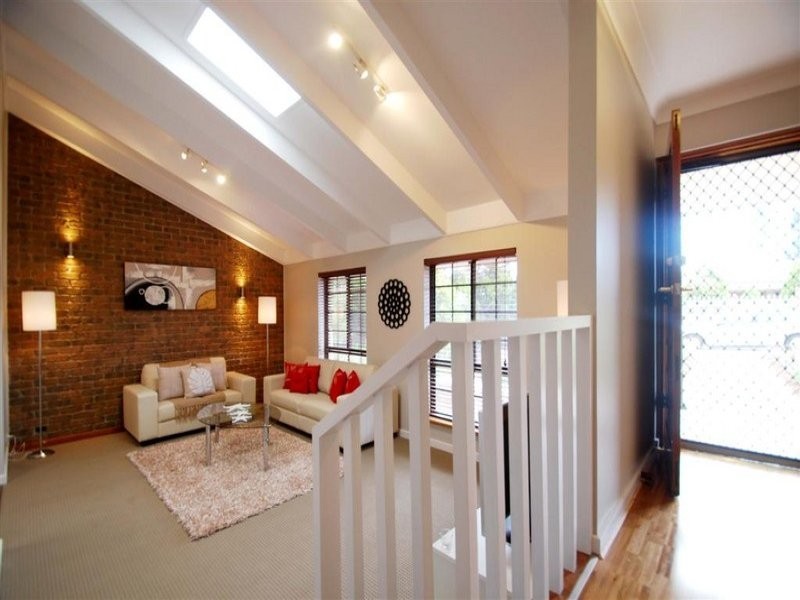 23 Rogana Crescent, Hallett Cove SA 5158