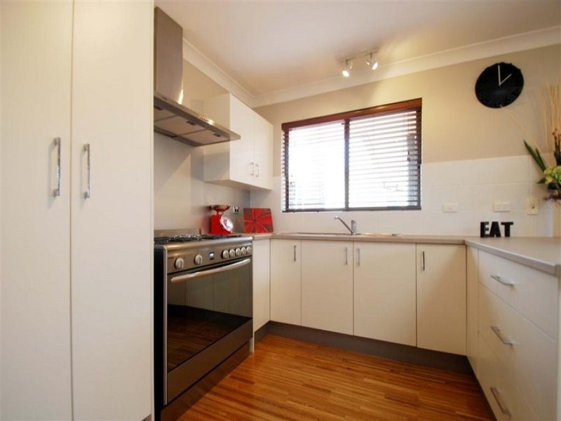 23 Rogana Crescent, Hallett Cove SA 5158