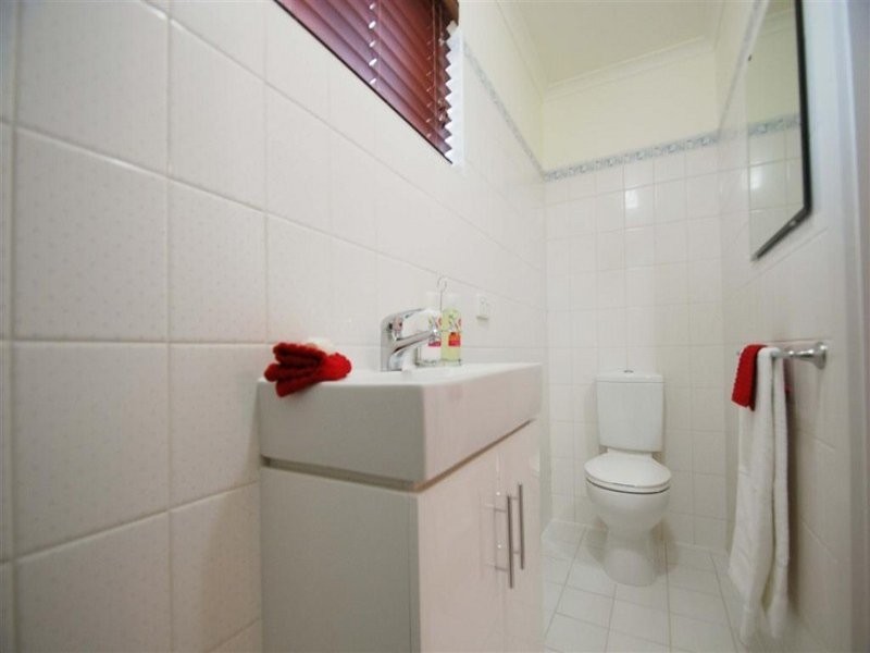 23 Rogana Crescent, Hallett Cove SA 5158