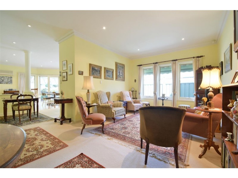 30 Allworth Drive, Happy Valley SA 5159