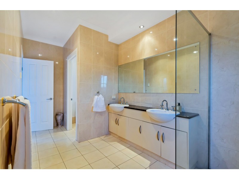 107 Glendale Avenue, Flagstaff Hill SA 5159