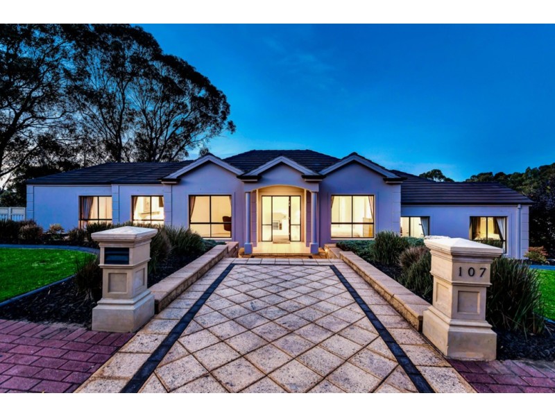 107 Glendale Avenue, Flagstaff Hill SA 5159