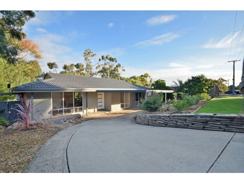 94 Carbenet Drive, Hackham SA 5163