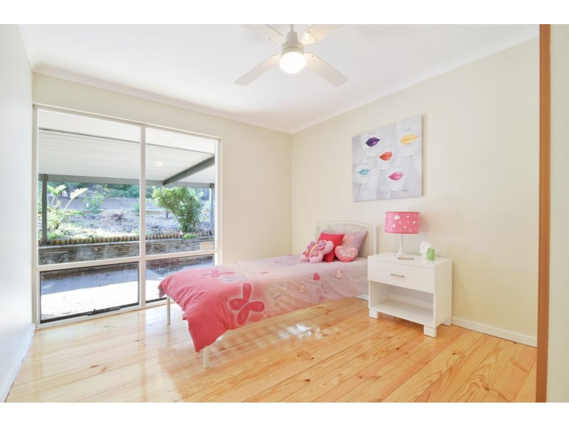 94 Carbenet Drive, Hackham SA 5163