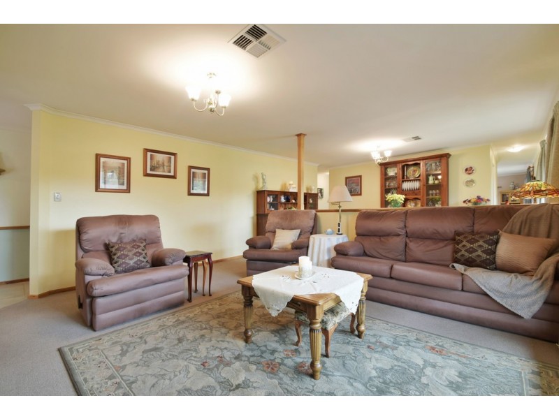 17 Panache Ct, Sheidow Park SA 5158