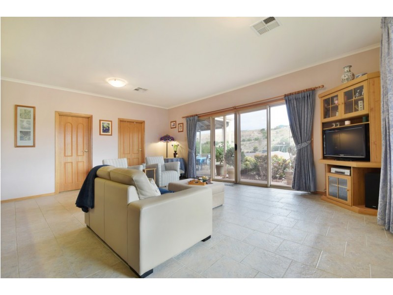 17 Panache Ct, Sheidow Park SA 5158