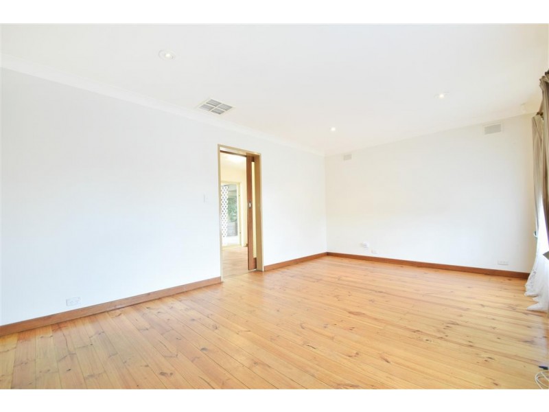 29 Tripoli Road, Happy Valley SA 5159