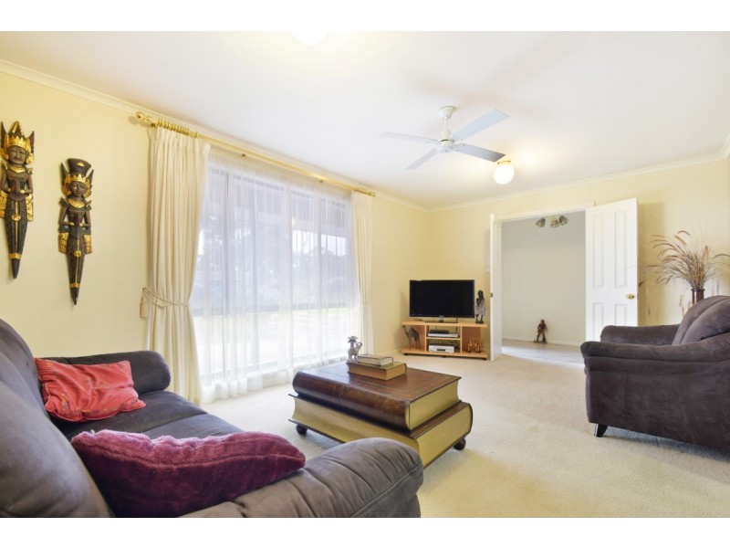 1 Seaview Drive, Happy Valley SA 5159