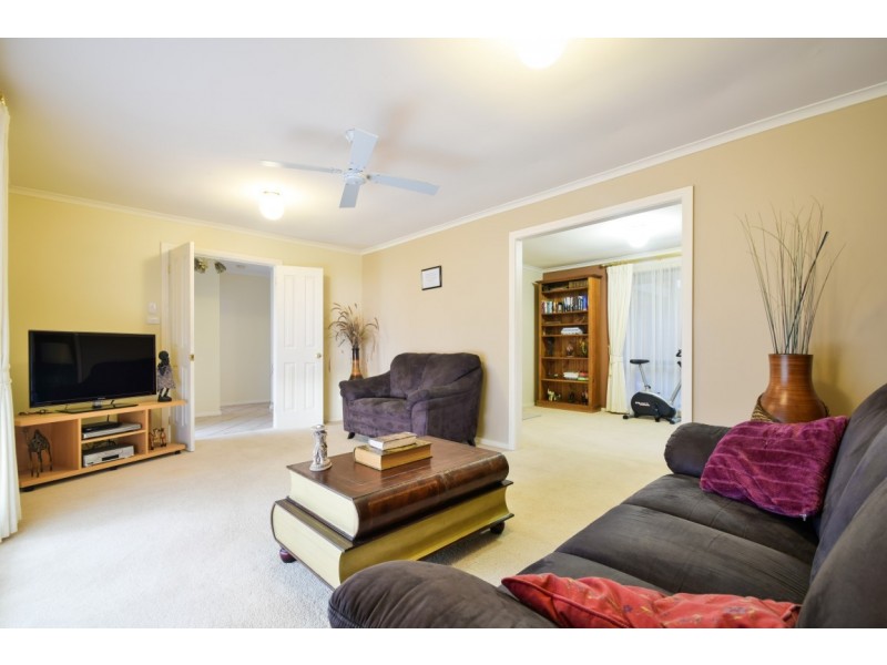 1 Seaview Drive, Happy Valley SA 5159