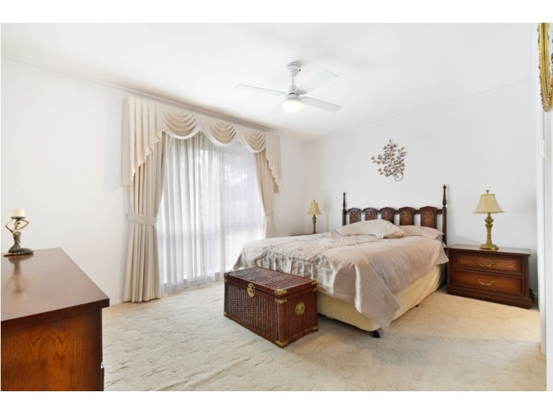 1 Seaview Drive, Happy Valley SA 5159