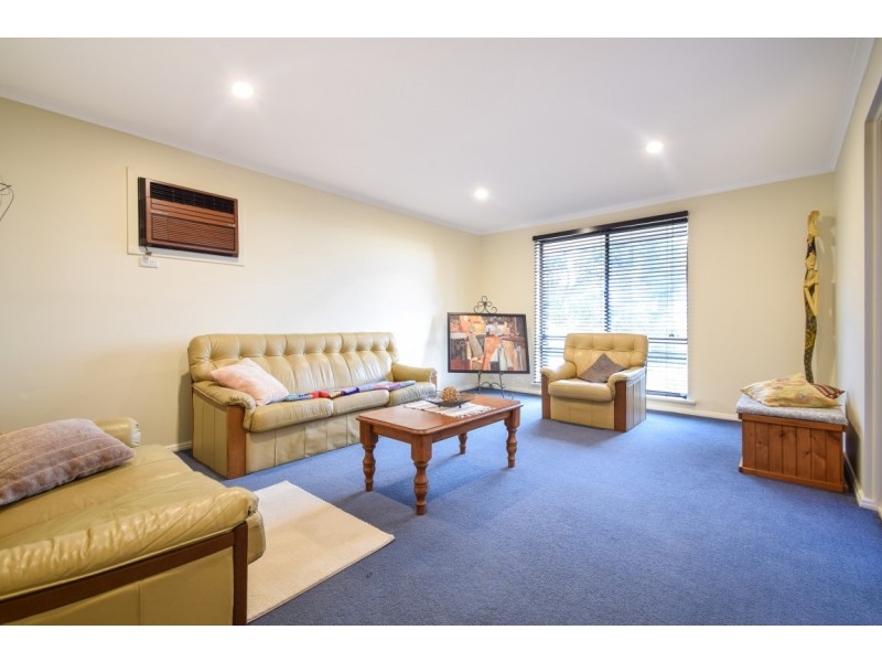 1 Seaview Drive, Happy Valley SA 5159