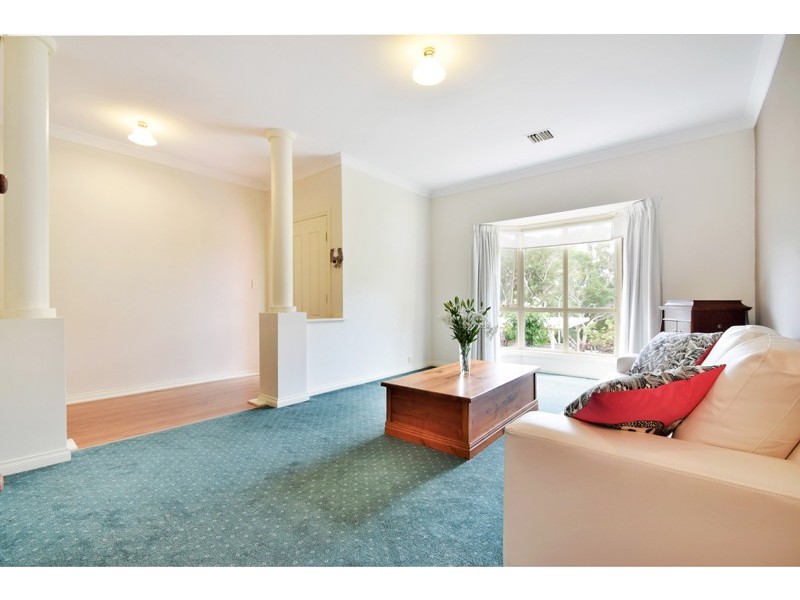 2 Peppermint Grove, Aberfoyle Park SA 5159