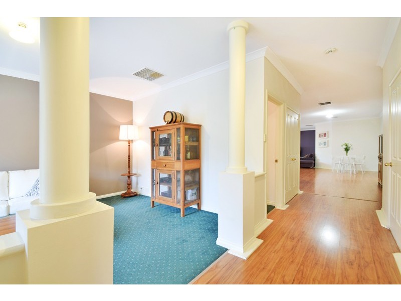 2 Peppermint Grove, Aberfoyle Park SA 5159