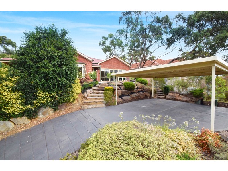 2 Peppermint Grove, Aberfoyle Park SA 5159