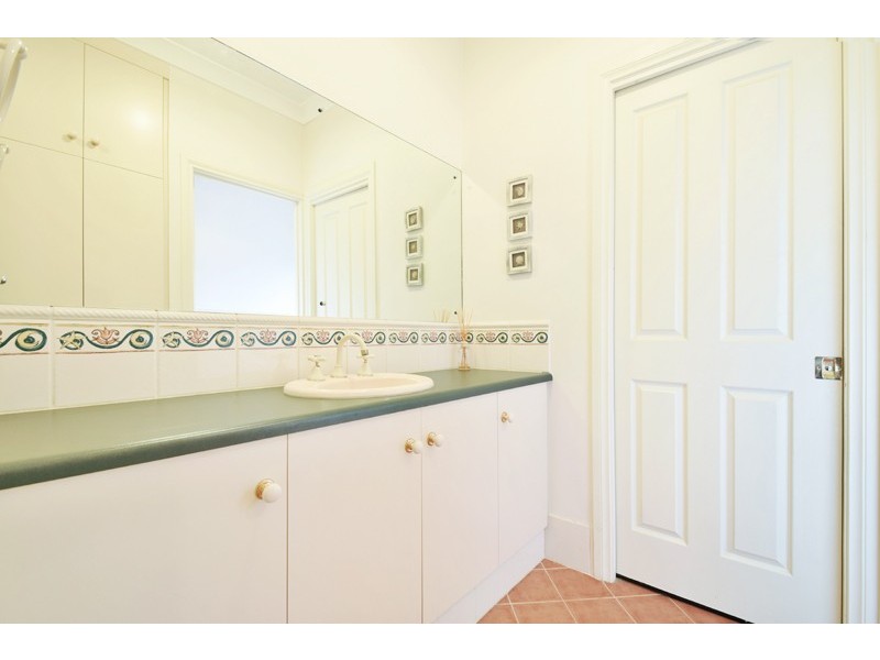 2 Peppermint Grove, Aberfoyle Park SA 5159