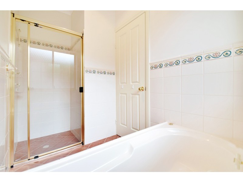 2 Peppermint Grove, Aberfoyle Park SA 5159