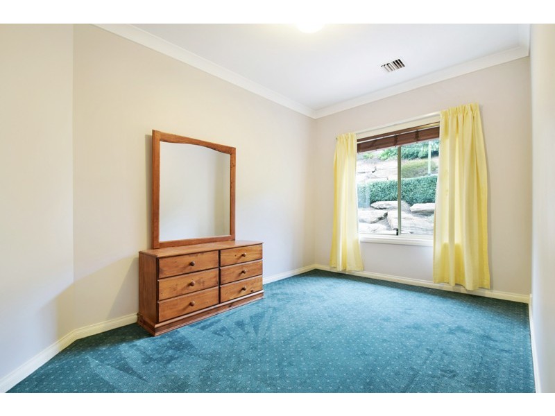 2 Peppermint Grove, Aberfoyle Park SA 5159