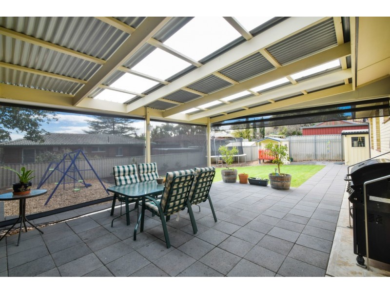 38 Columbia Crescent, Hallett Cove SA 5158