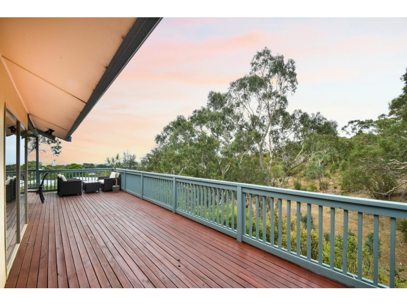 7 Molnar Drive, Aberfoyle Park SA 5159