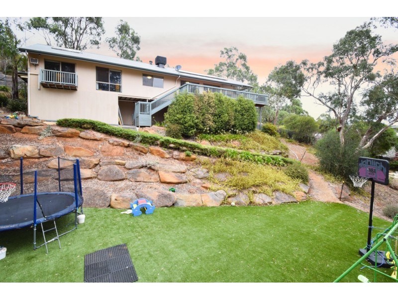 7 Molnar Drive, Aberfoyle Park SA 5159