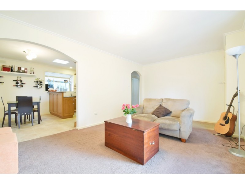 2 Eurunderee Avenue, Seacombe Gardens SA 5047