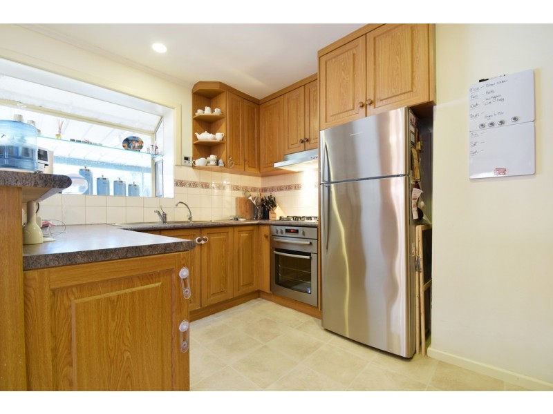 2 Eurunderee Avenue, Seacombe Gardens SA 5047