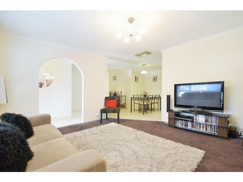 3 Walford Drive, Onkaparinga Hills SA 5163