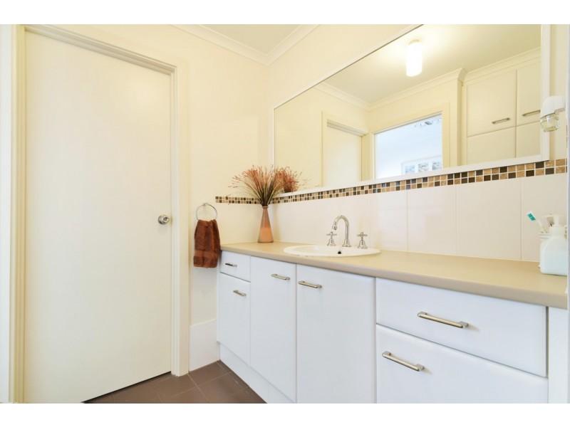 3 Walford Drive, Onkaparinga Hills SA 5163