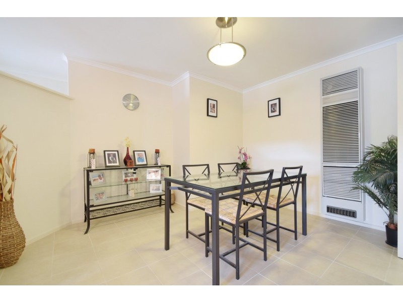 3 Walford Drive, Onkaparinga Hills SA 5163