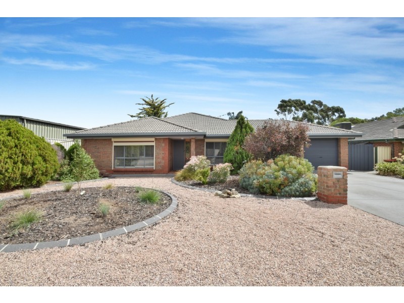 3 Walford Drive, Onkaparinga Hills SA 5163