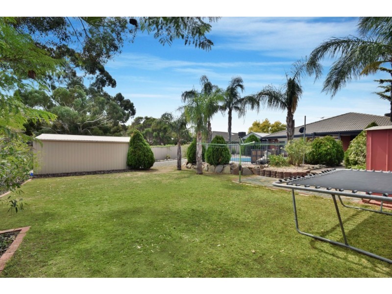 3 Walford Drive, Onkaparinga Hills SA 5163