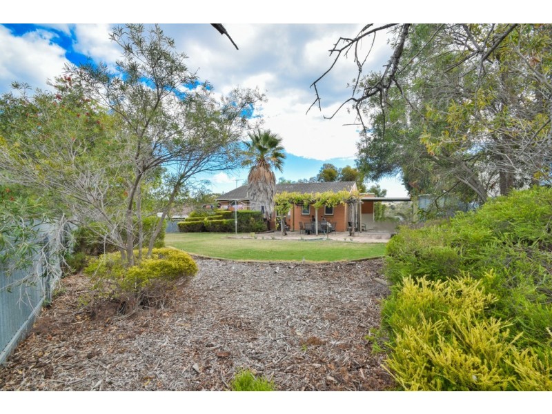 14 Gerald Court, Christie Downs SA 5164