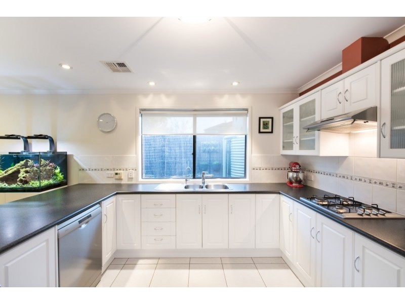 5 Landseer Crescent, Seaford Rise SA 5169